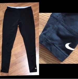 ❤ 1 LEFT ❤NIKE PRO COMBAT LEGGINGS